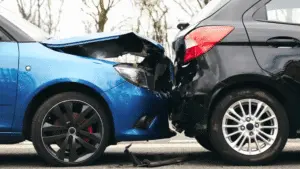 Rear-end accidents can happen in seconds, but their physical, financial, and legal impacts can last for months, years, or lifetimes. Even low-speed crashes may cause injuries like whiplash, back pain, concussions, or delayed symptoms that don’t appear until hours or days later. Rear-End Accident Checklist: Steps to Take in the Aftermath of a Wreck