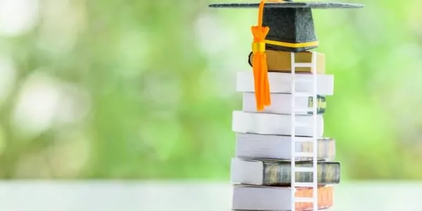 Dylan Zachery Woolard Receives George Sink Injury Lawyers’ Veterans and Military Family Scholarship