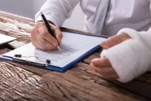 To find a good workers’ compensation lawyer in Georgia, take these steps: Ask people in your social circle, such as family, friends, colleagues, and neighbors, for recommendations. How to Find a Good Workers’ Compensation Lawyer in Georgia