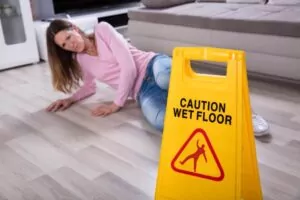 Injuries resulting from a fall on a wet floor, uneven floors or walking surfaces, messy electrical cords, and other hazardous conditions are liabilities for negligent property owners. Florence Slip and Fall Lawyer